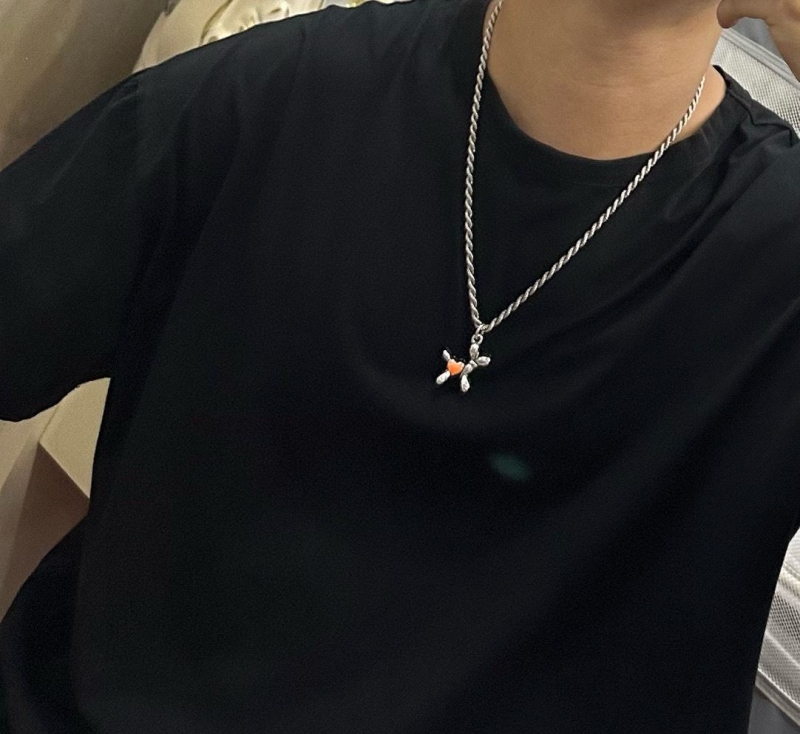 chr1st1an D10r necklaces